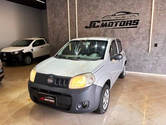 FIAT UNO 1.0 EVO VIVACE 8V FLEX 4P MANUAL FIAT UNO 1.0 EVO VIVACE 8V FLEX 4P MANUAL